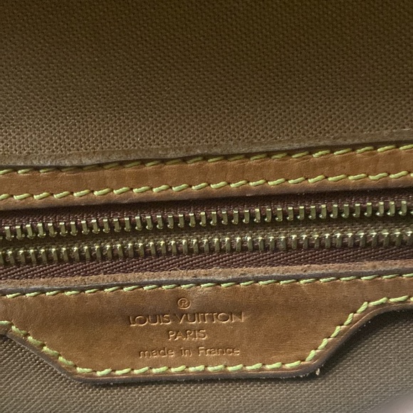 Classic Louis Vuitton vintage Solonge Crossbody bag and Wallet - Picture 5 of 10